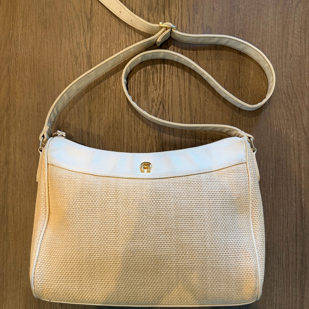 Etienne Aigner Beige/cream Jute Multi-Compartment Shoulder /Crossbody Bag